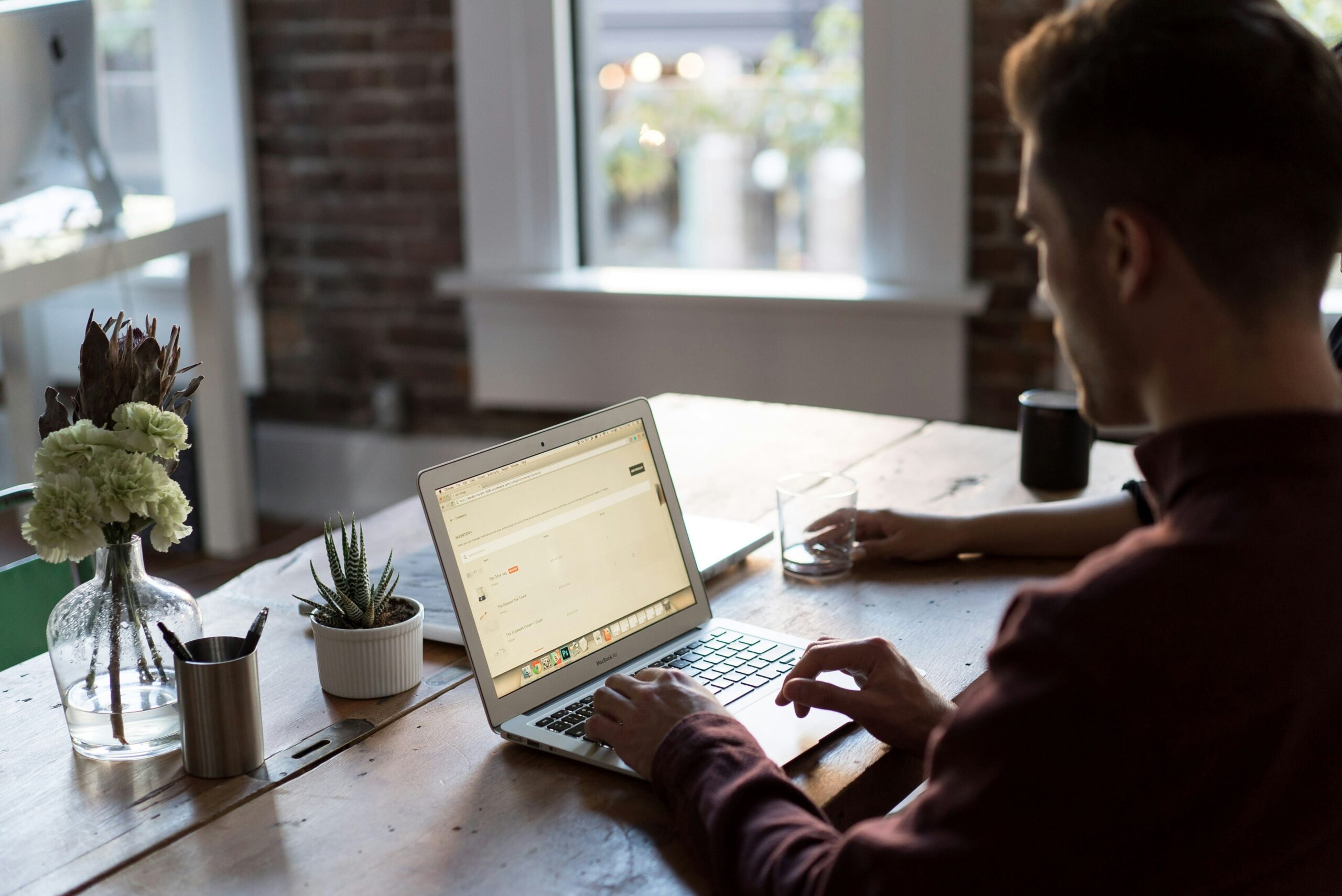 services pour les professionnels entrepreneur, artisan ou freelance. télésecrétaire indépendante